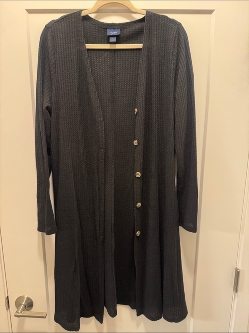 Daytrip Long Black Waffle Knit Button-Front Lightweight Cardigan. XL. EUC!!🔥
